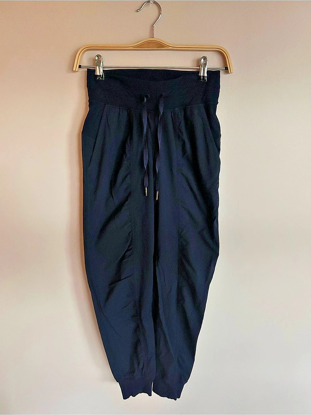 lululemon Post Power Crop Women's Jogger Pants Blue Size 0